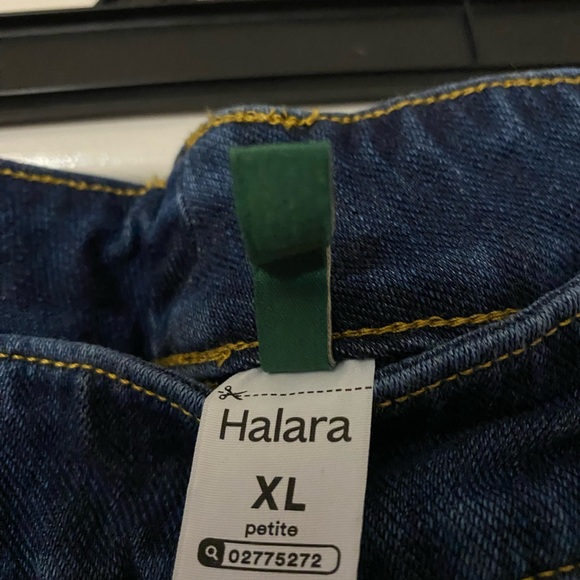 HALARA Women's Straight Jeans in Classic Blue - Picture 4 of 5